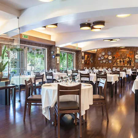 Lis Hotel 4*