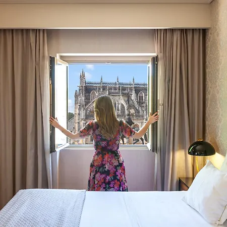 Lis Otel Batalha