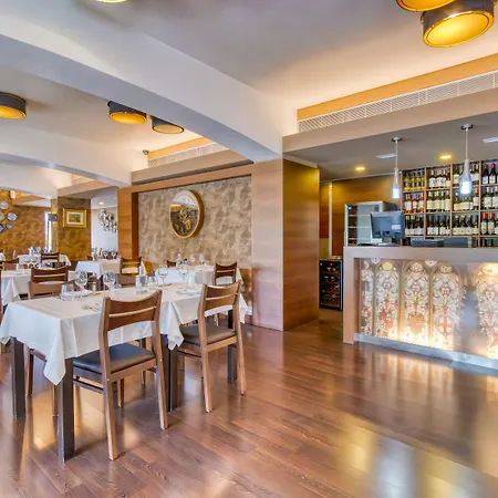 Lis Hotel 4*
